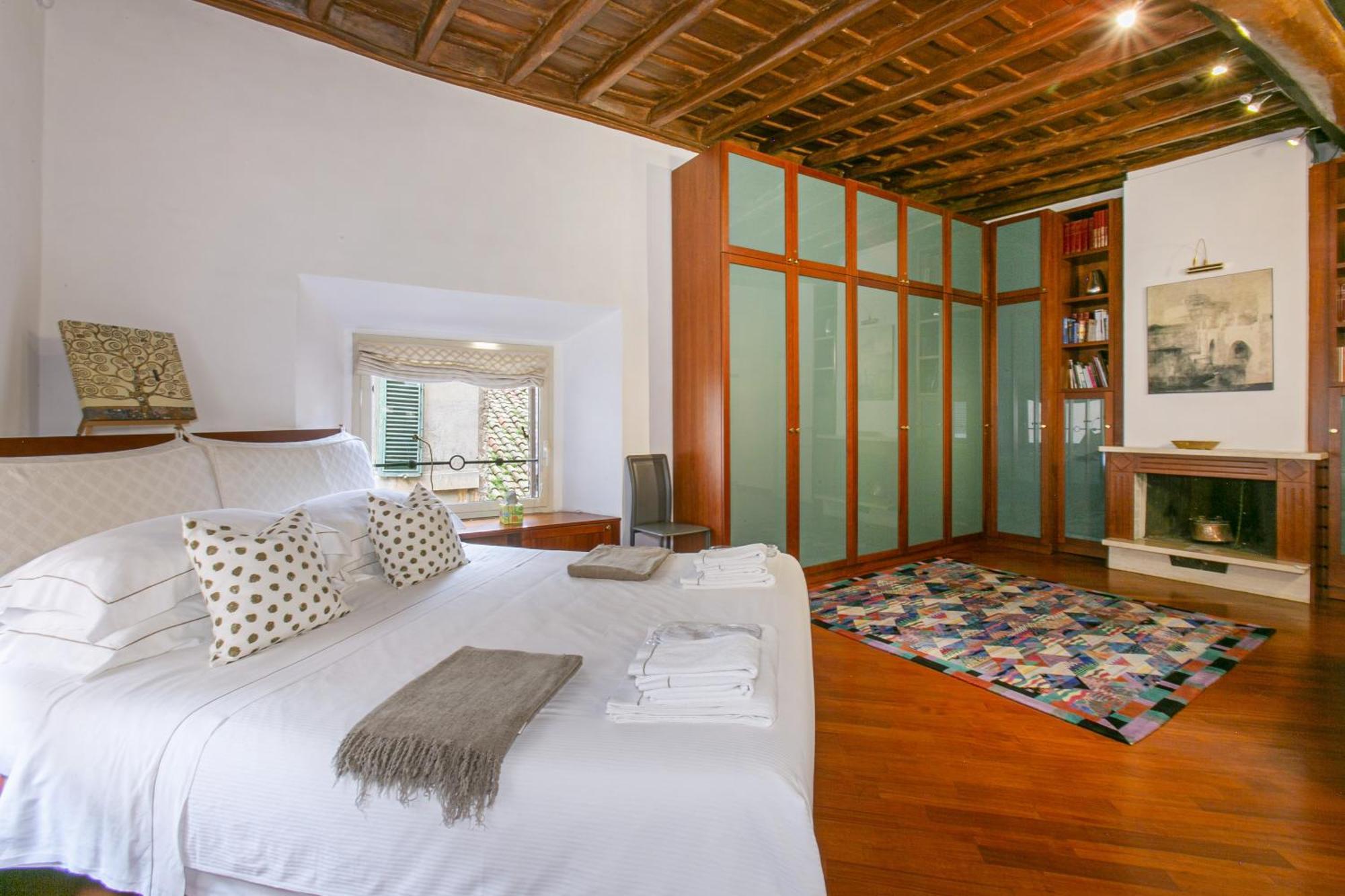 Apartment Pantheon Palazzo Nari Rom